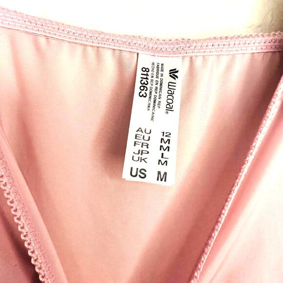 Wacoal Women's Tan V-Neck Light & Lacy Tops Size Medium - Picture 5 of 5